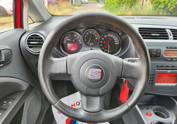 Seat Leon cena 17499 przebieg: 159000, rok produkcji 2008 z Bierutów małe 379